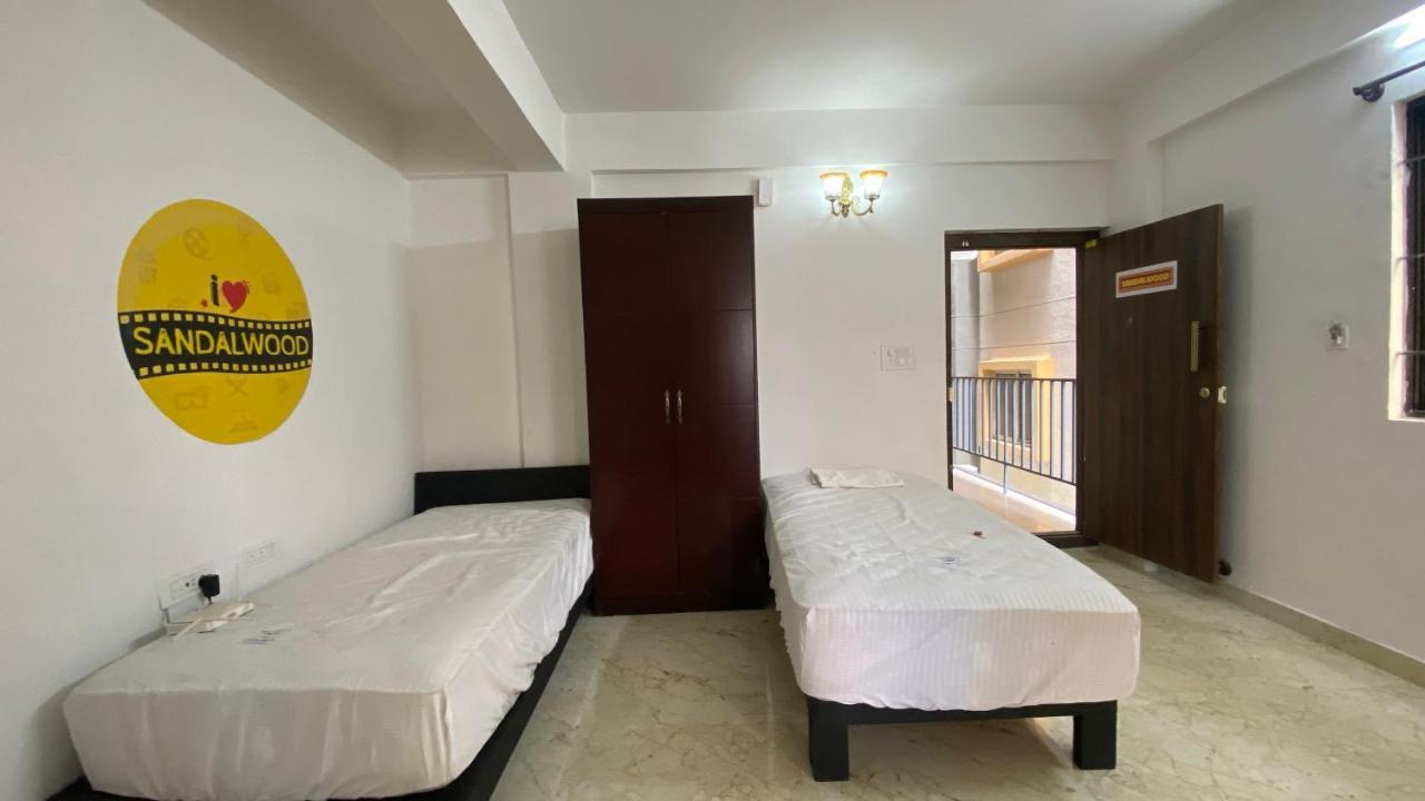 C Suites - Royal Homes II Short & Long Stays Bangalore Extérieur photo